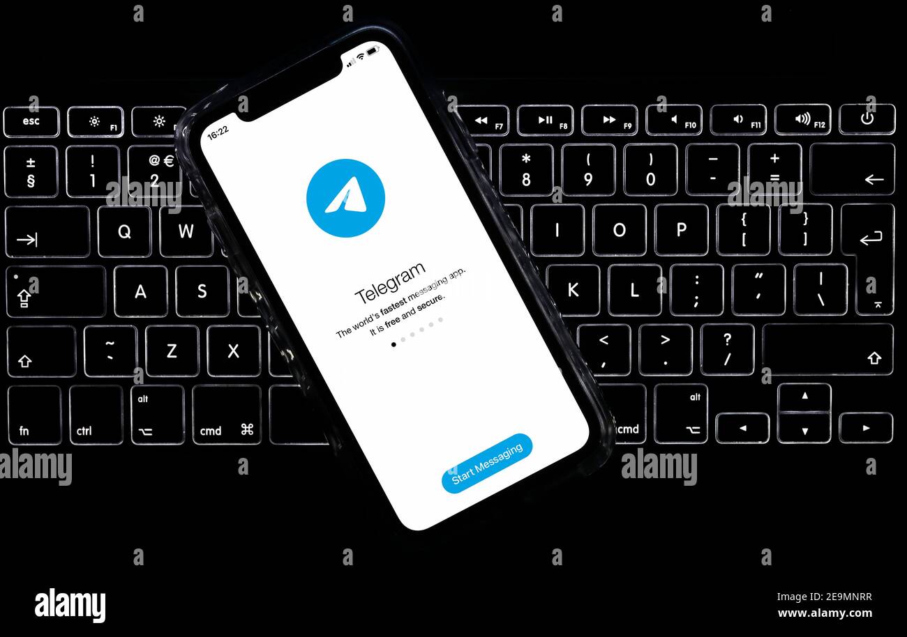 Telegram-App auf einem Mobiltelefon angezeigt Stockfoto