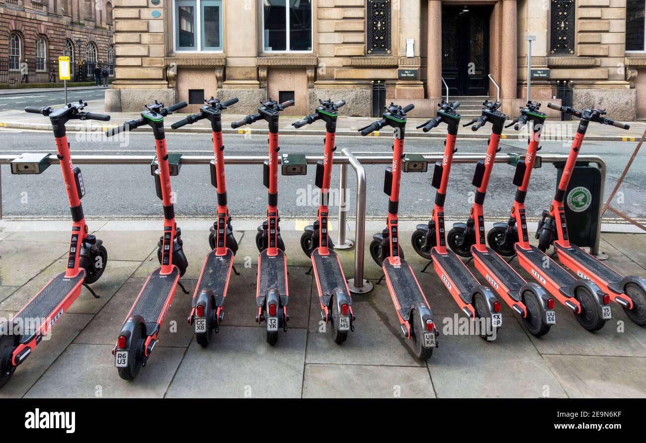 E-Scooter Vermietung in Liverpool Stockfoto