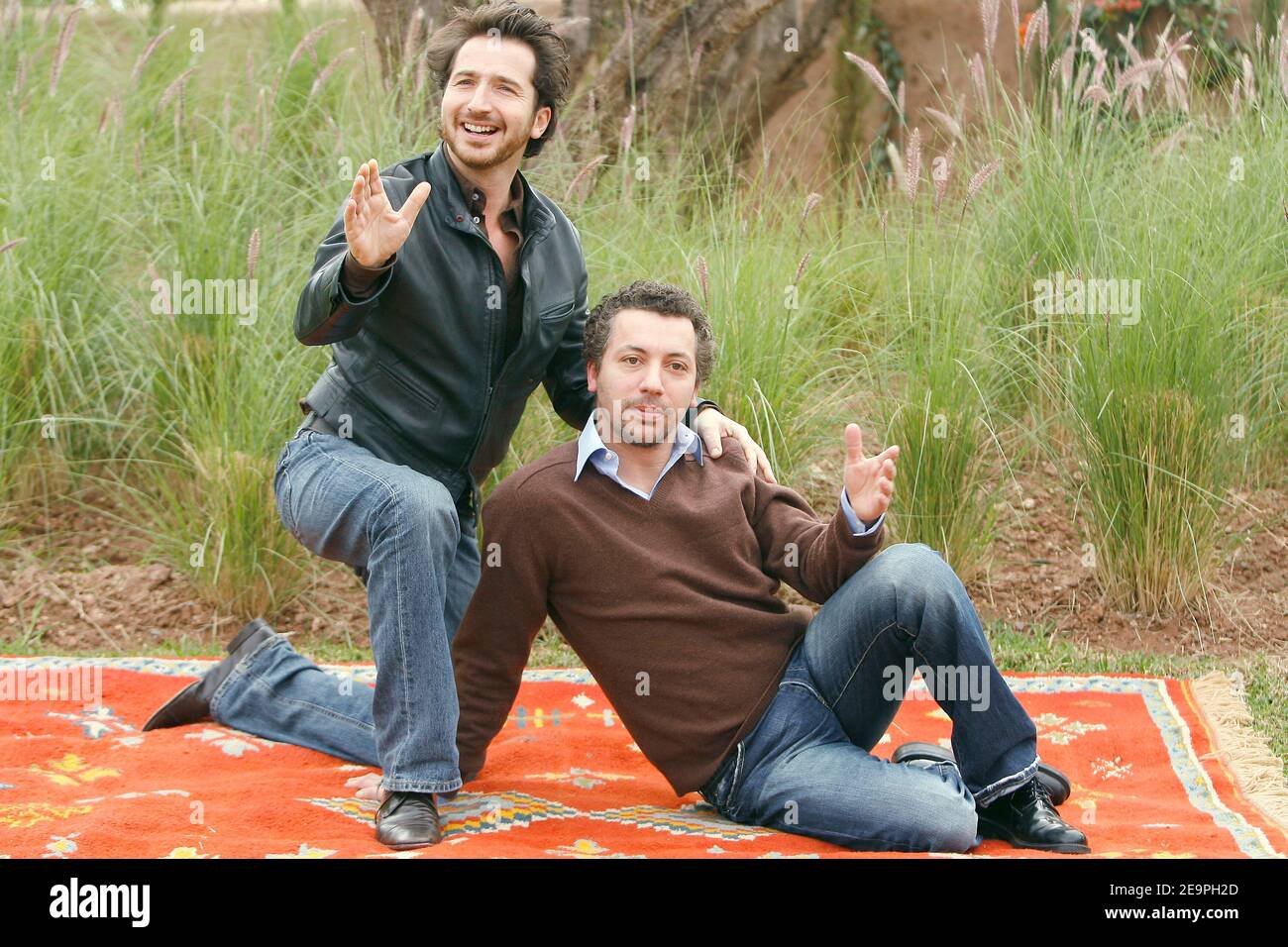 Edouard Baer und Atmen Kelif posieren während des Internationalen Filmfestivals von marrakesch 6th in Marokko am 6. Dezember 2006. Foto von Thierry Orban/ABACAPRESS.COM Stockfoto Edouard Baer und Atmen Kelif posieren während des Internationalen Filmfestivals von marrakesch 6th in Marokko am 6. Dezember 2006. Foto von Thierry Orban/ABACAPRESS.COM Stockfoto
