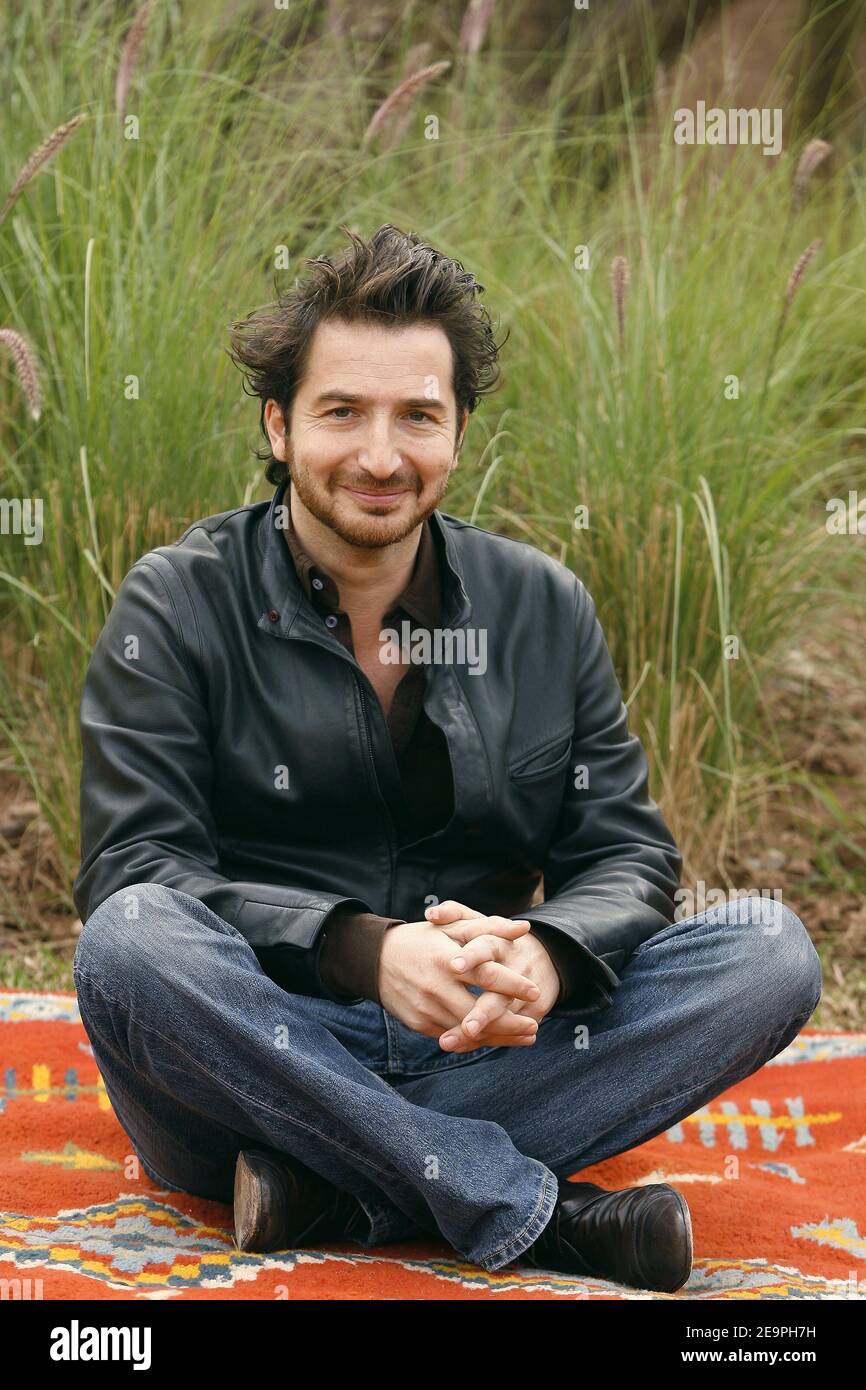 Edouard Baer posiert während des Marrakesch International Film Festival 6th, in Marokko am 6. Dezember 2006. Foto von Thierry Orban/ABACAPRESS.COM Stockfoto