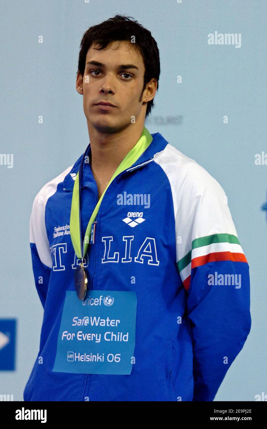 Der Italiener Luca Marin gewinnt die Goldmedaille auf dem 400 Meter Einzelmedley der Männer während der europäischen Kurzbahn-Schwimmmeisterschaften in Helsinki, Finnland am 8. Dezember 2006. Foto von Nicolas Gouhier/Cameleon/ABACAPRESS.COM Stockfoto