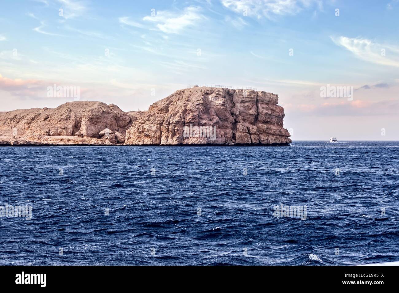 Sinai Berge Meer Panorama-Landschaft. RAS Muhammad Nationalpark im Sinai Ägypten. Stockfoto