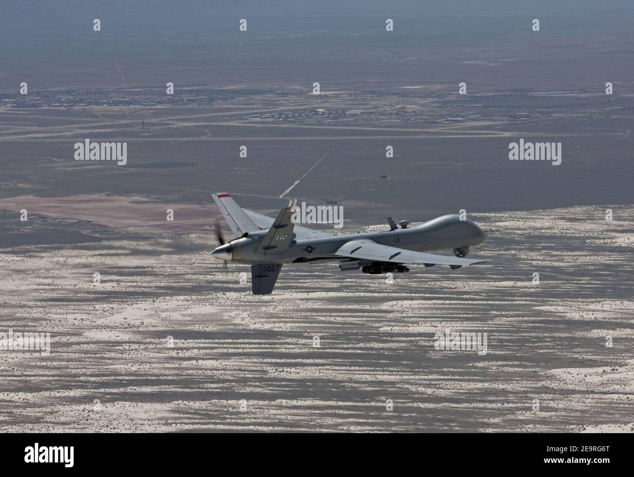 MQ-9 während des Fluges über Holloman AFB, NM. Stockfoto
