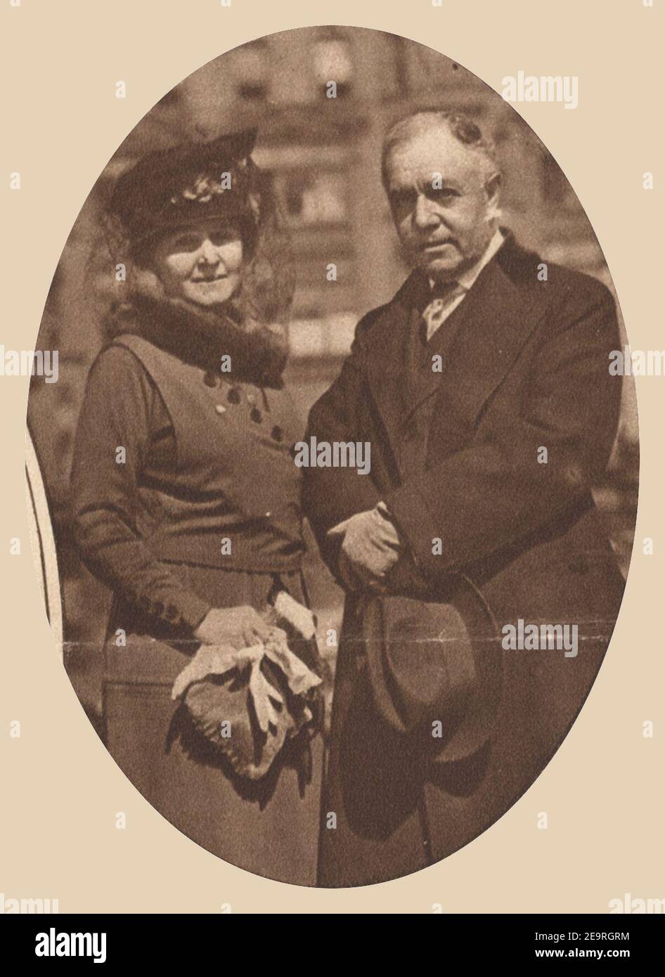 Mr. Und Mrs. Otis Skinner, Liberty Loan Speakers von der Liberty Theatre Stage vor der New York Public Library (1918). Stockfoto