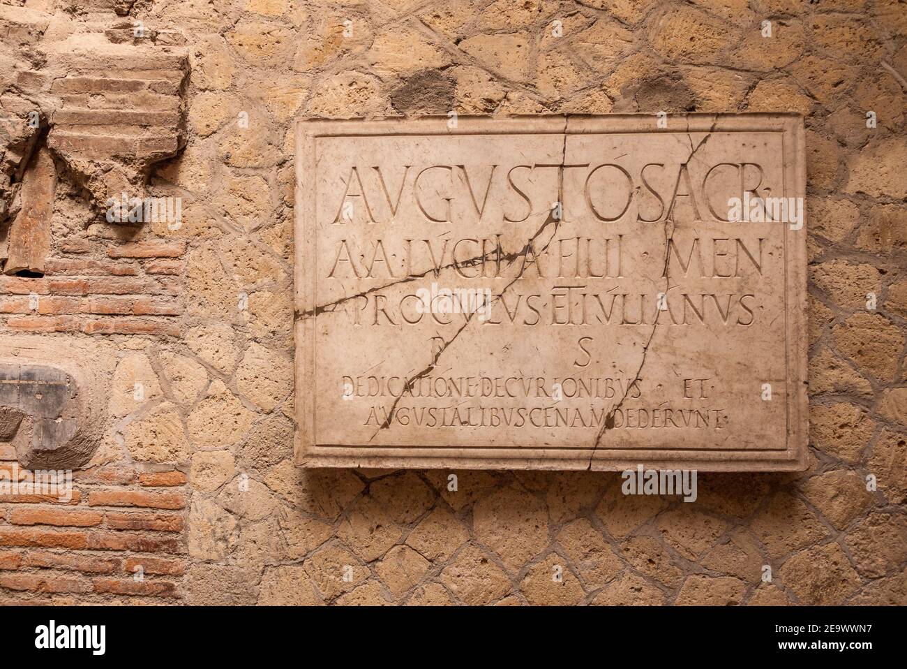 Herculaneum Ruinen, alte römische Fischerstadt begraben durch den Ausbruch des Vesuv in AD 79, begraben unter vulkanischer Asche & erhalten fast intakt. Stockfoto