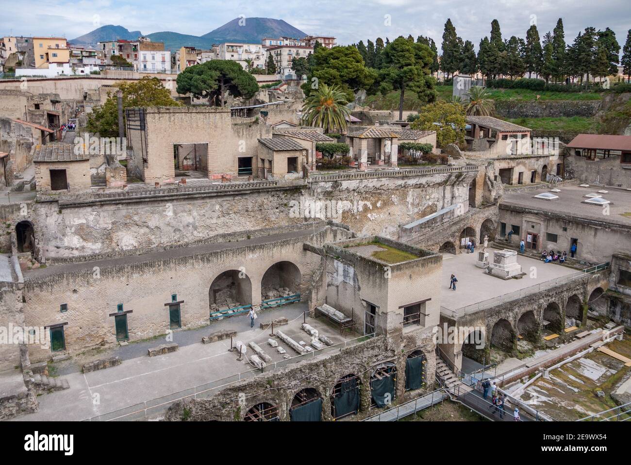 Herculaneum Ruinen, alte römische Fischerstadt begraben durch den Ausbruch des Vesuv in AD 79, begraben unter vulkanischer Asche & erhalten fast intakt. Stockfoto