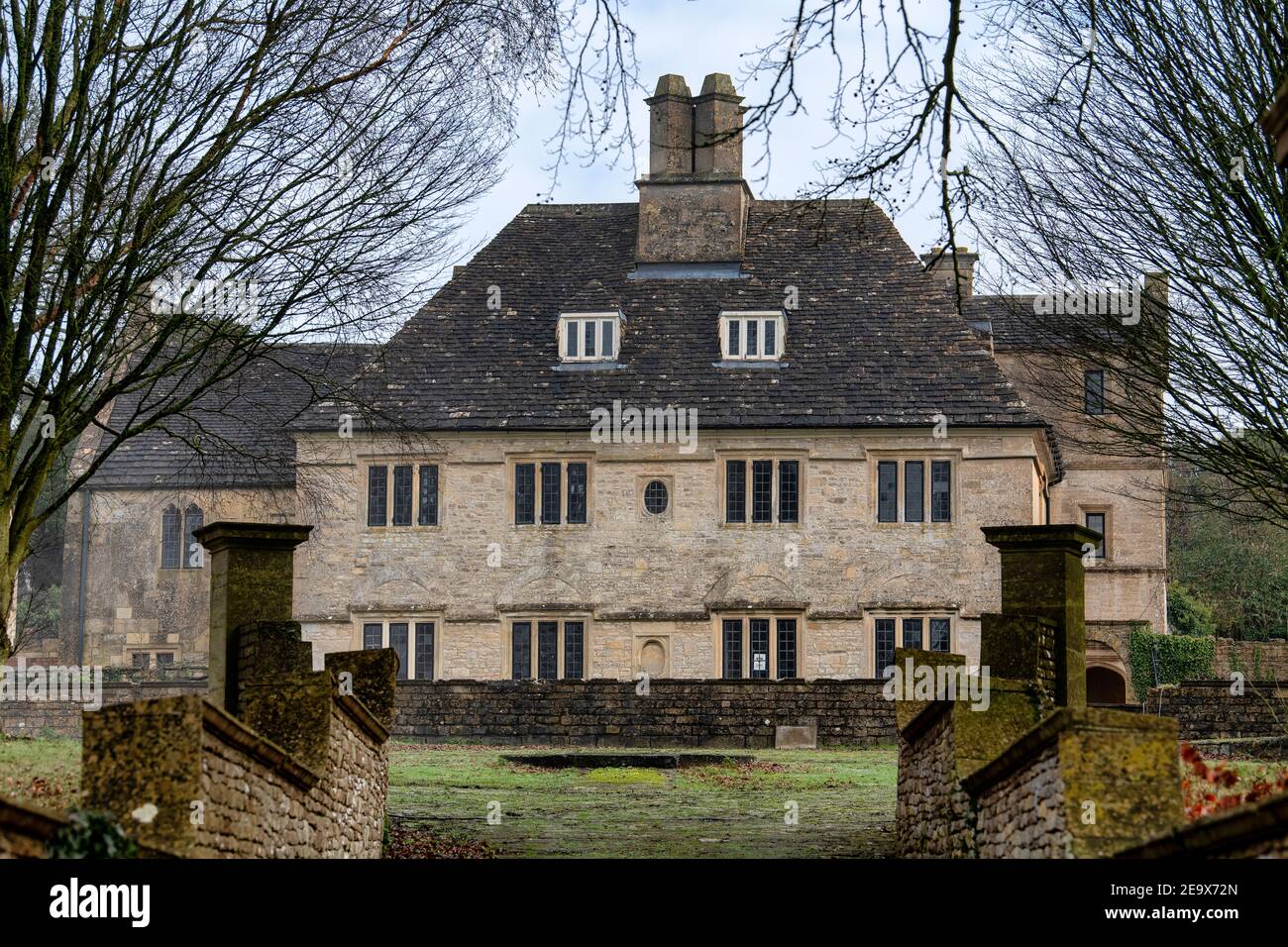 Rudloe Manor, ehemals RAF Rudloe Manor und RAF Box, war eine Royal Air Force Station zwischen Box und Corsham in Wiltshire, England. Stockfoto