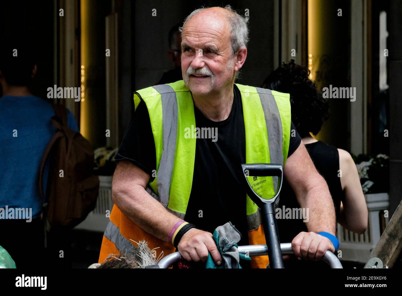 Westminster Council, Street Cleaner, London, Großbritannien Stockfoto