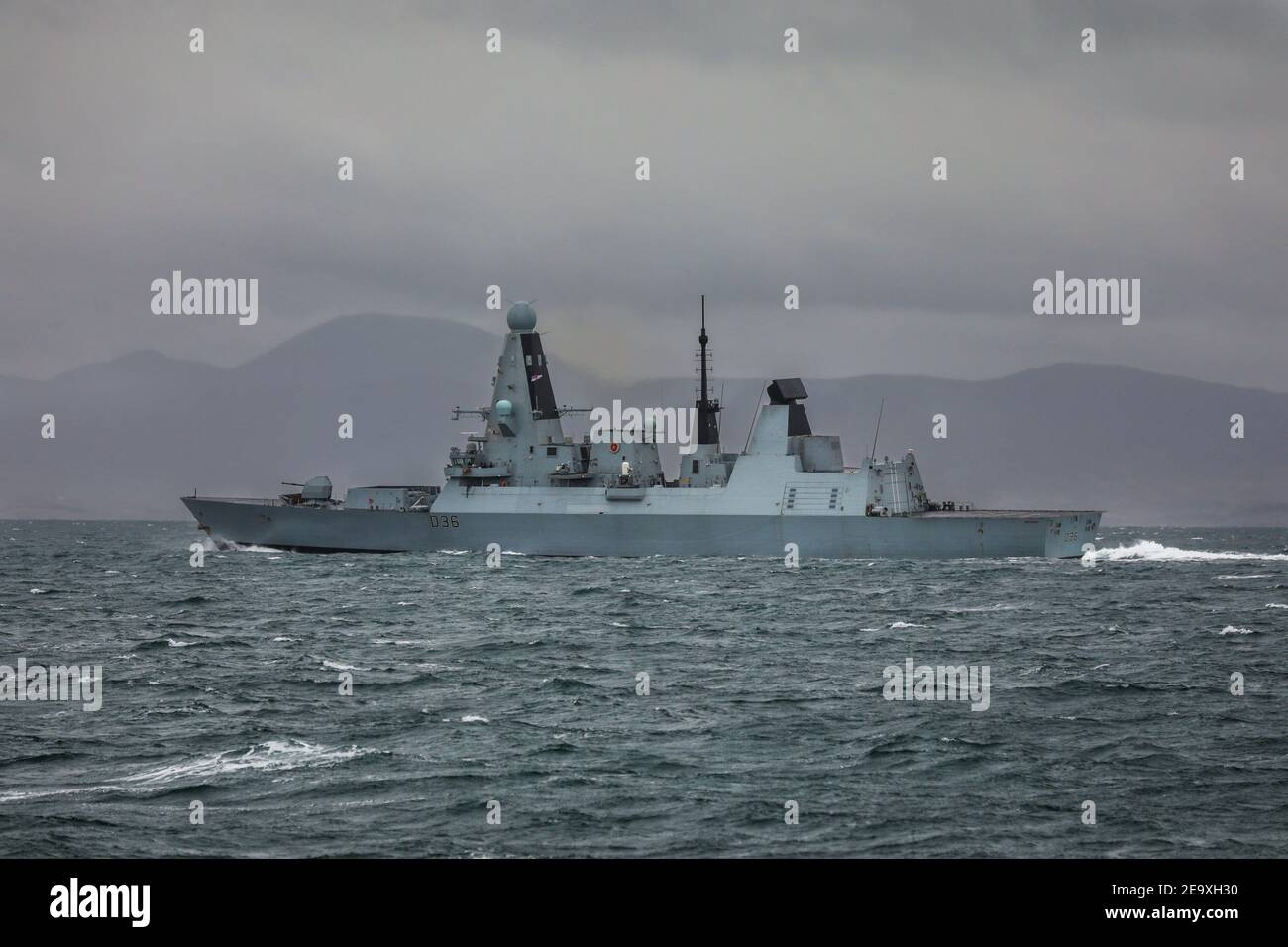 Ein britischer Typ 45 Luftverteidigungszerstörer HMS Defender Stockfoto