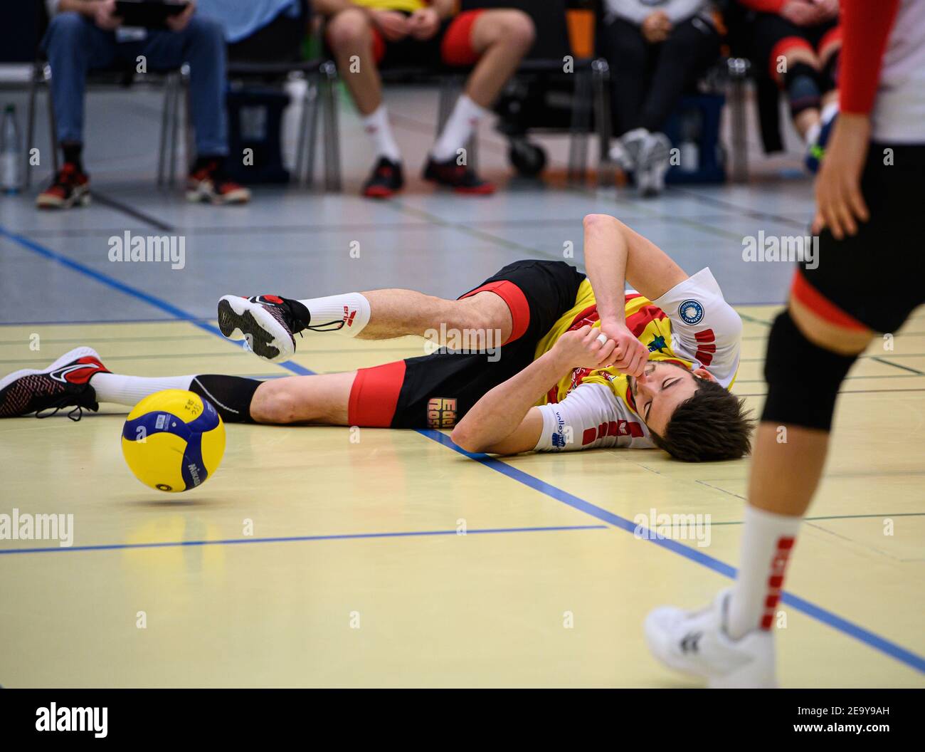 Karlsruhe, Deutschland. Februar 2021, 06th. Vor Ort: Jens Sandmeier (15/SSC KA). GES/Volleyball/2. Bundesliga-Geklagt: Baden Volleys SSC Karlsruhe - SV Schwaig, 06.02.2021 - zur weltweiten Nutzung Quelle: dpa/Alamy Live News Stockfoto