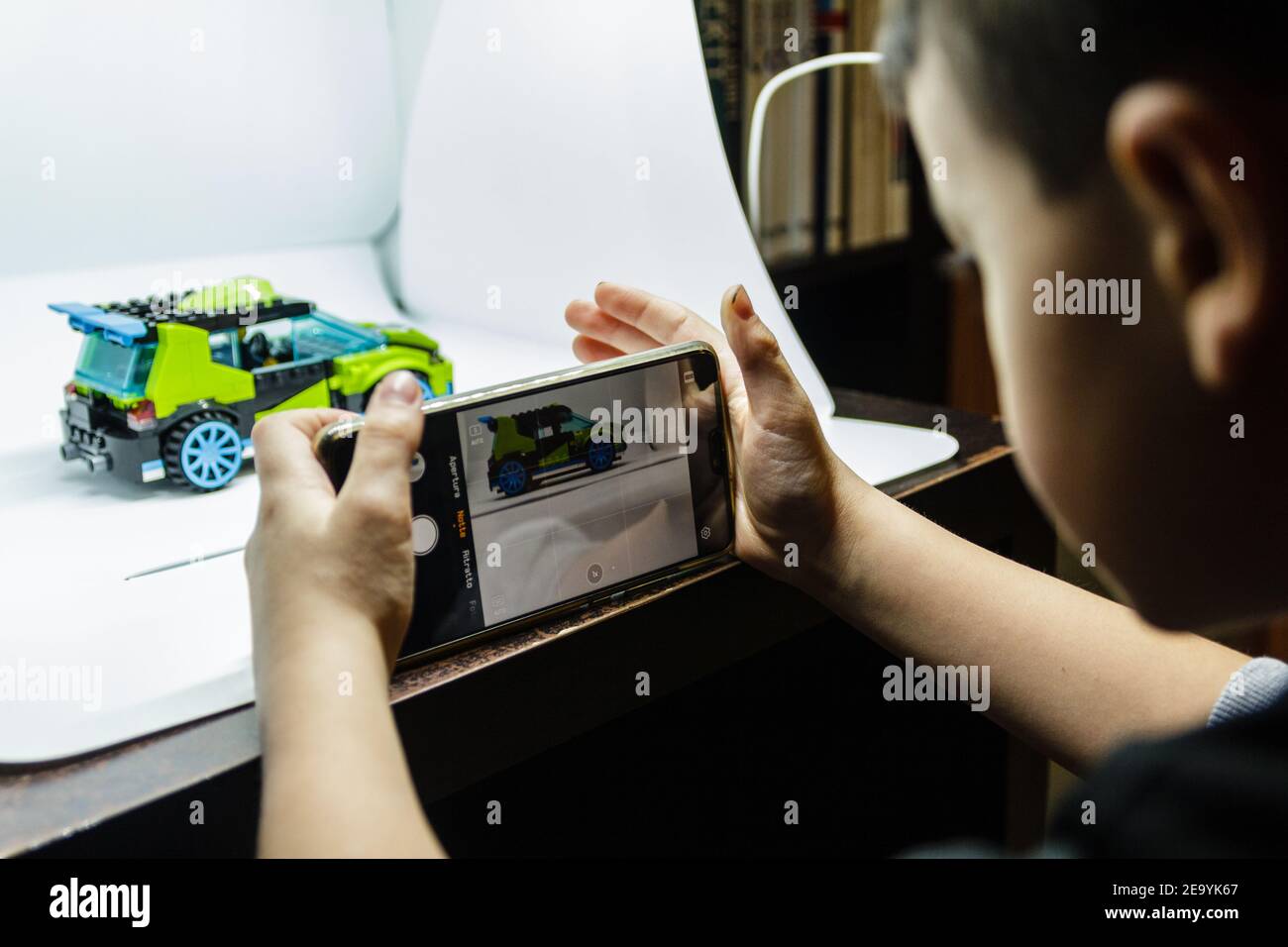 Stillleben Foto mit einem Spielzeug Stockfoto