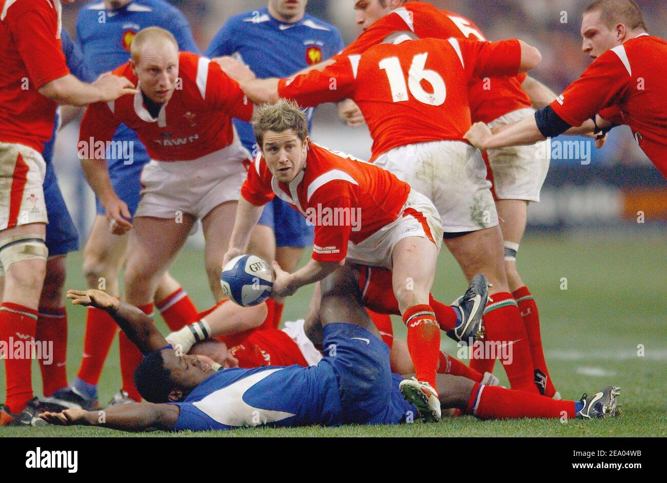 Wales Spieler Dwayne Peel während des Spiels Frankreich-Wales RBS 6 Nations Championship im Stade de France Stadion, nördlich von Paris-Frankreich am 26. Februar 2005. Wales gewinnt 24-18. Foto von Nicolas Gouhier/Cameleon/ABACA Stockfoto