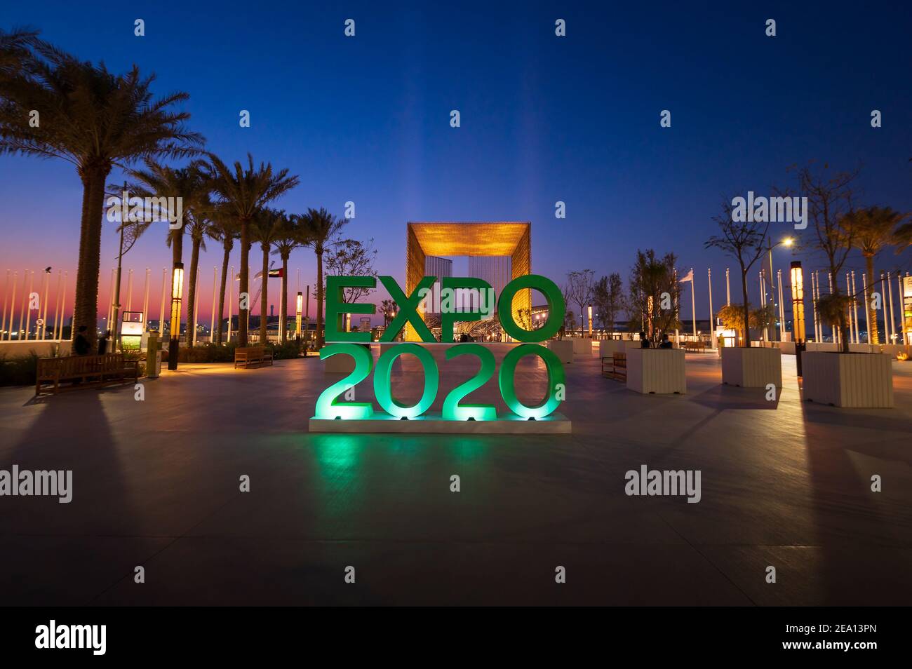 Dubai, Vereinigte Arabische Emirate - 4. Februar 2020: Eingangstor des Terra Sustainability Pavillons auf der EXPO 2020 gebaut für die EXPO 2020 geplant sein Stockfoto