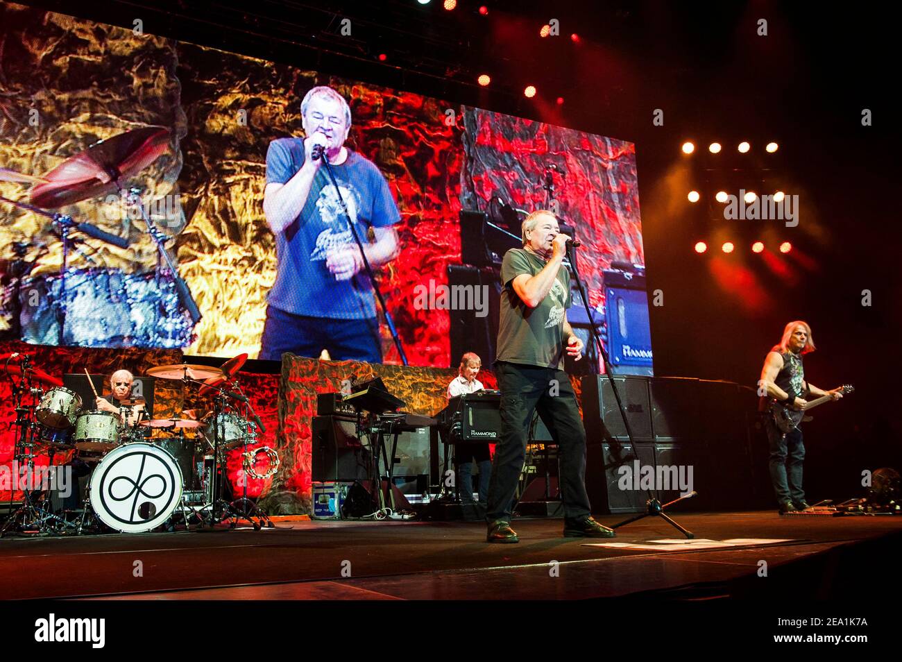 Deep Purple treten live auf der Bühne der O2 Arena Greenwich, London. Stockfoto