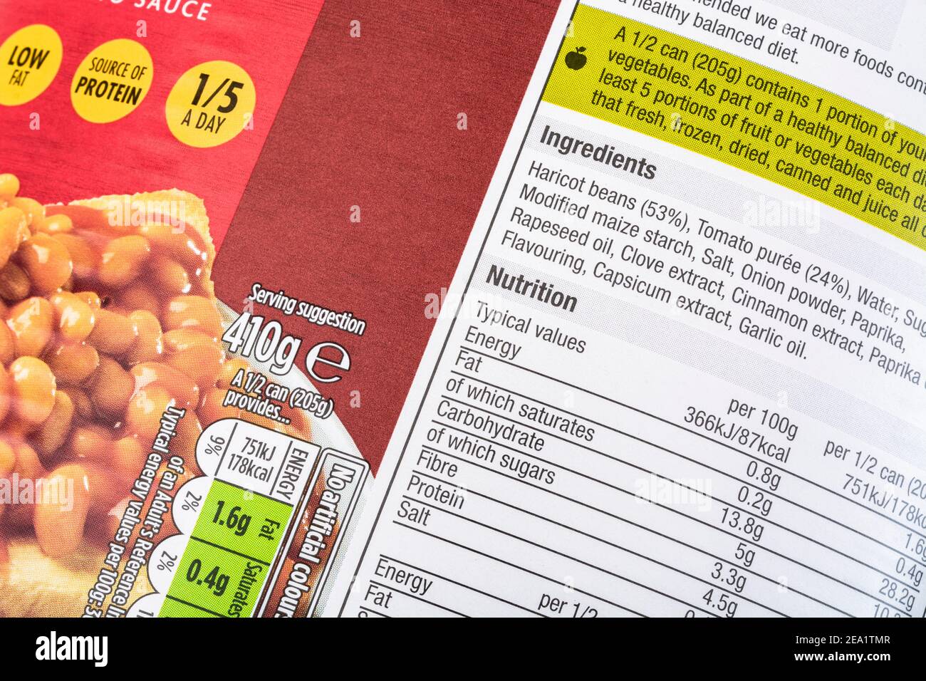 Kennzeichnung Auf Morrisons Hauseigenen Dosenbohnen Fur Lebensmittelzutaten Etiketten Nahrwertkennzeichnung Lebensmittelfakten Allergiehinweise Lebensmittelverpackungen Stockfotografie Alamy