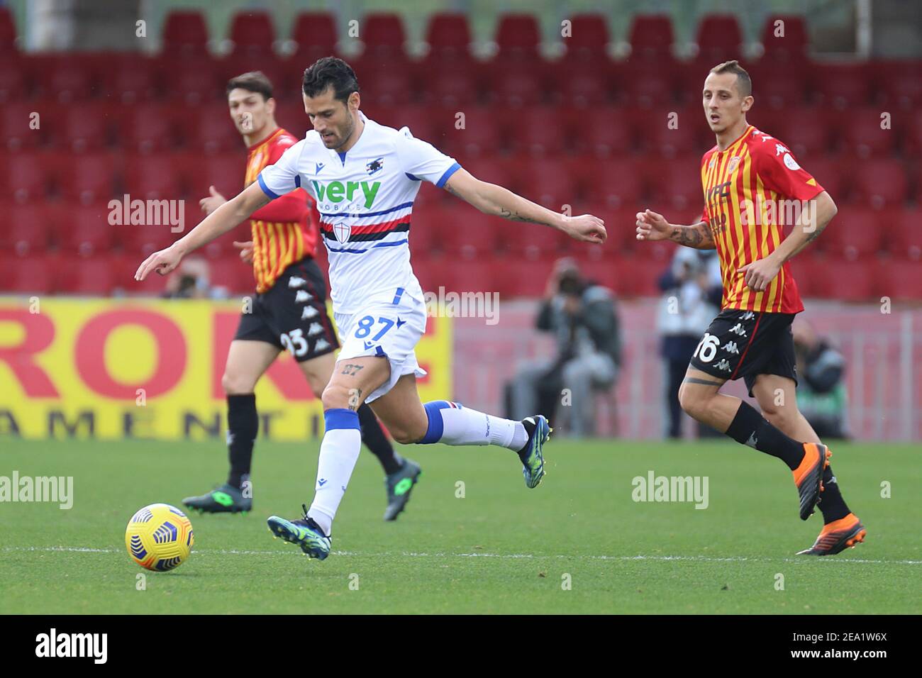 Antonio Candreva (UC Sampdoria) während der Serie A Fußballspiel zwischen Benevento - Sampdoria, Stadio Ciro Vigorito am 07. Februar 2021 in Benevento Italien / LM Stockfoto