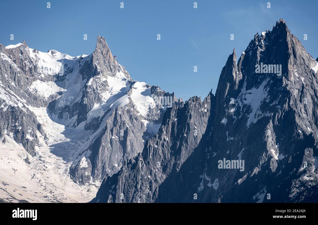 Pointe Sella, Aiguille du Grepon, Aiguille des Grands Charmoz, Berggipfel des Mont Blanc Massivs, Chamonix-Mont-Blanc, Haute-Savoie, Frankreich Stockfoto