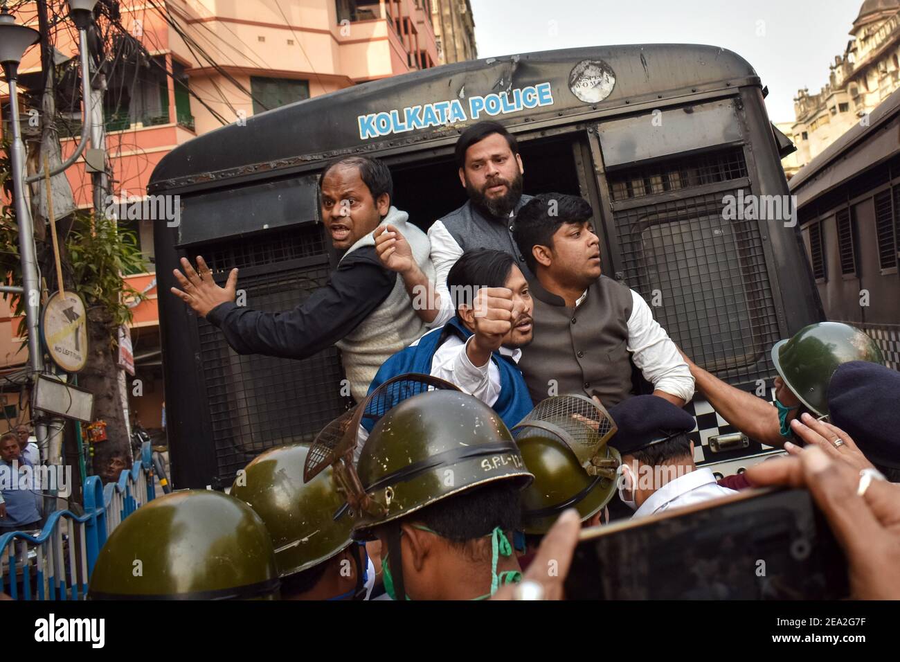 Kalkutta, Indien. Februar 2021, 06th. (2/6/2021) Mitglieder der Kongresspartei protestieren gegen die jüngsten Agrarreformen der Zentralregierung in Kalkutta, Indien. (Foto: Sudipta das/Pacific Press/Sipa USA) Quelle: SIPA USA/Alamy Live News Stockfoto