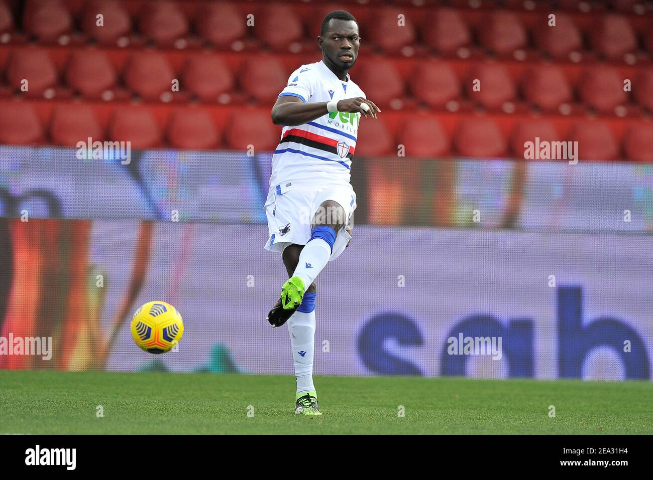 Benevento, Italien. Februar 2021, 07th. Omar Colley Spieler von Sampdoria, während des Spiels der italienischen SerieA Meisterschaft zwischen Benevento gegen Sampdoria, Endergebnis 1-1, Spiel im Ciro Vigorito Stadion in Benevento gespielt. Italien, Den 07. Februar 2021. (Foto von Vincenzo Izzo/Sipa USA) Quelle: SIPA USA/Alamy Live News Stockfoto