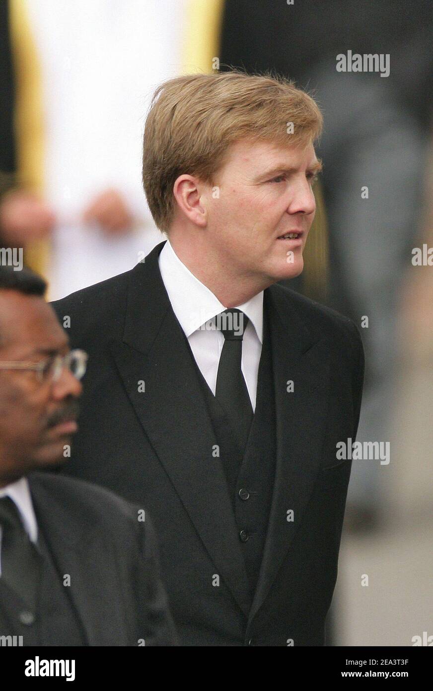 Prinz Willem-Alexander von den Niederlanden kommt am 15. April 2005 in die Kathedrale Saint Nicolas in Monaco, um an der Beerdigung des verstorbenen Prinzen Rainier III von Monaco teilzunehmen. Foto von Nebinger-Klein/ABACA. Stockfoto