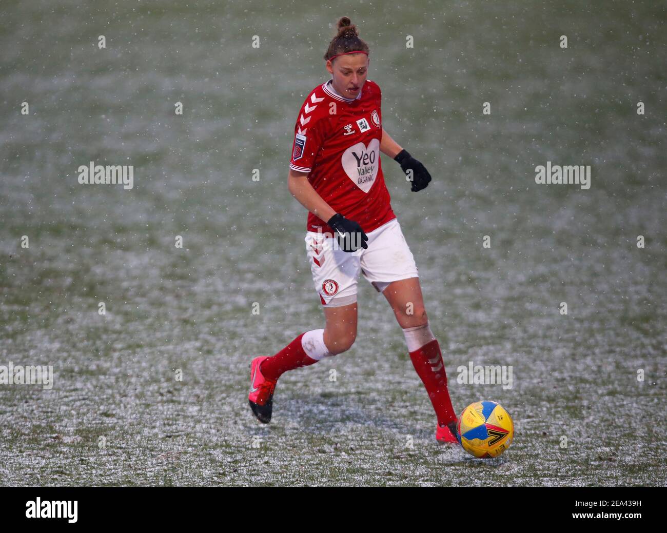 Dagenham, Großbritannien. Februar 2021, 07th. DAGENHAM, ENGLAND - FEBRUAR 07: Yana Daniels von Bristol City Women während des Barclays FA Women's Super League Spiels zwischen West Ham United Women und Bristol City im Chigwell Construction Stadium am 07th. Februar 2021 in Dagenham, England Credit: Action Foto Sport/Alamy Live News Stockfoto