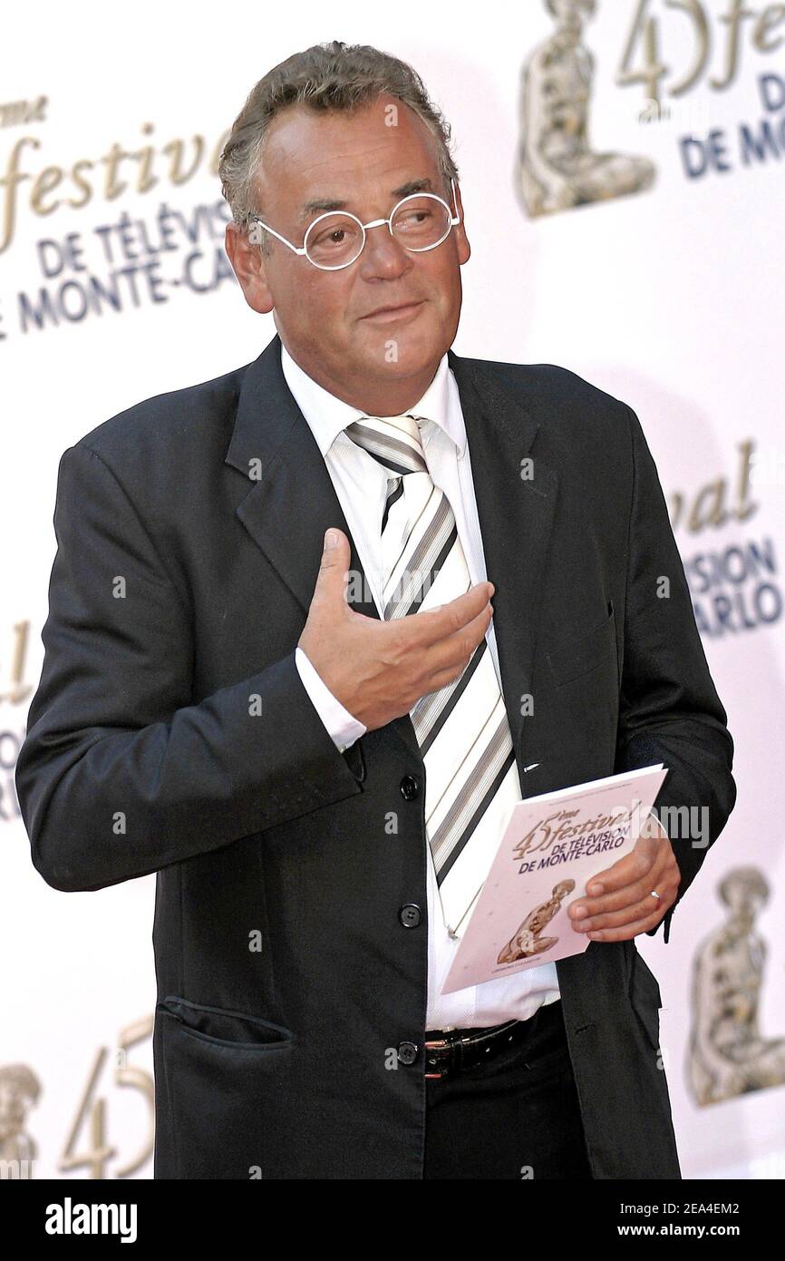 Jean Roucas Kandidat der tv-Reality-Show "La Premiere Compagnie" nimmt an der Eröffnungsfeier des Monte-Carlo Television Festival 45th in Monaco, am 26. Juni 2005 Teil. Foto von Gerald Holubowicz/ABACA. Stockfoto