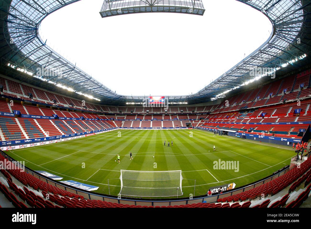 Pamplona Spanien Februar 2021 7th Gesamtansicht Des El Sadar Stadions Fussball Spanisches Spiel La Liga Santander Zwischen Ca Osasuna 2 1 Sd Eibar Im Estadio El Sadar In Pamplona Spanien Quelle Mutsu Kawamori Aflo Alamy