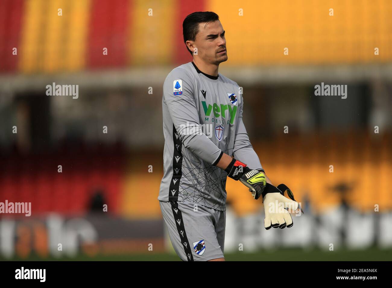 Benevento, Italien. Februar 2021, 07th. Emil Audero (Sampdoria) während der Serie EIN Spiel zwischen Benevento Calcio und UC Sampdoria im Stadio Comunale Ciro Vigorito am 07. Februar 2021 in Benevento, Italien. (Foto von Giuseppe Fama/Pacific Press) Quelle: Pacific Press Media Production Corp./Alamy Live News Stockfoto