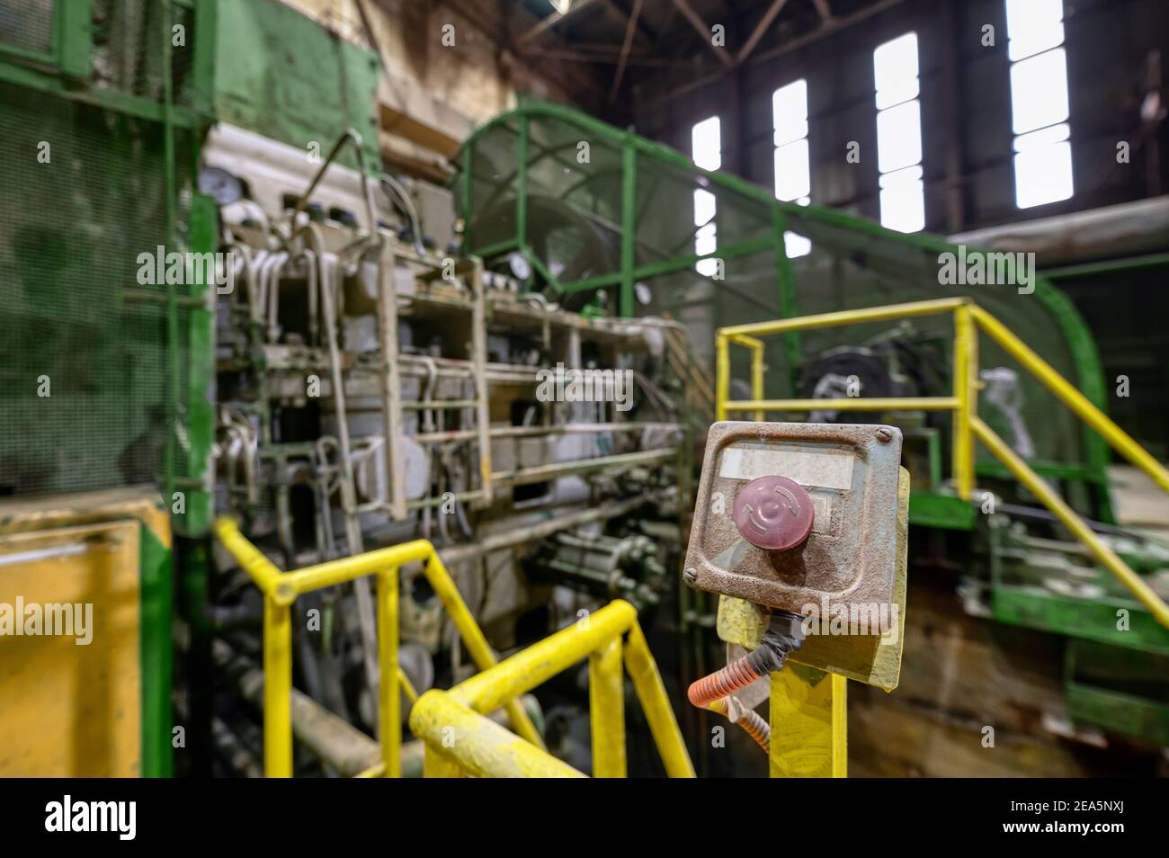 Alter Steinbrecher. Zangenbrecher zum Zerkleinern von Erz Stockfoto