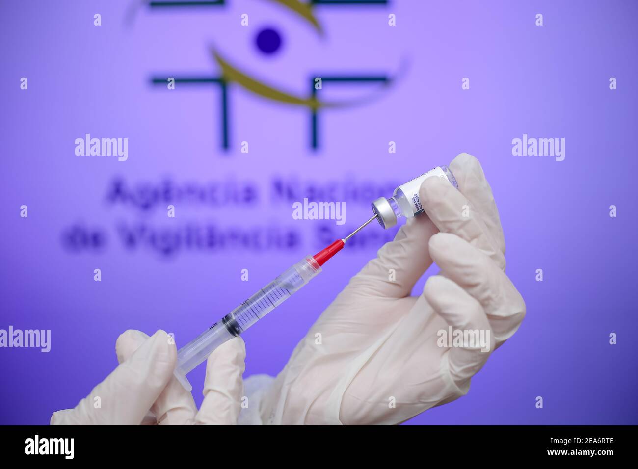 A Agência Nacional de Vigilância Sanitária (Anvisa) afirmou, nesta terça-feira (02), que a divulgação da eficácia de 91,6% da vacina Sputnik V é uma Stockfoto