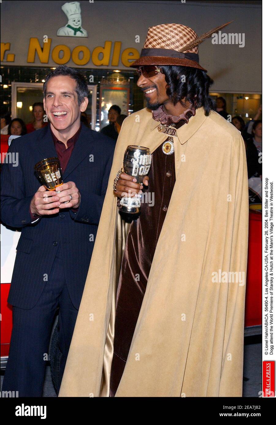 © Lionel Hahn/ABACA. 56490-4. Los Angeles-CA-USA, 26. Februar 2004. Ben Stiller und Snoop Dogg besuchen die Weltpremiere von Starsky & Hutch im Mann's Village Theatre in Westwood. Stockfoto
