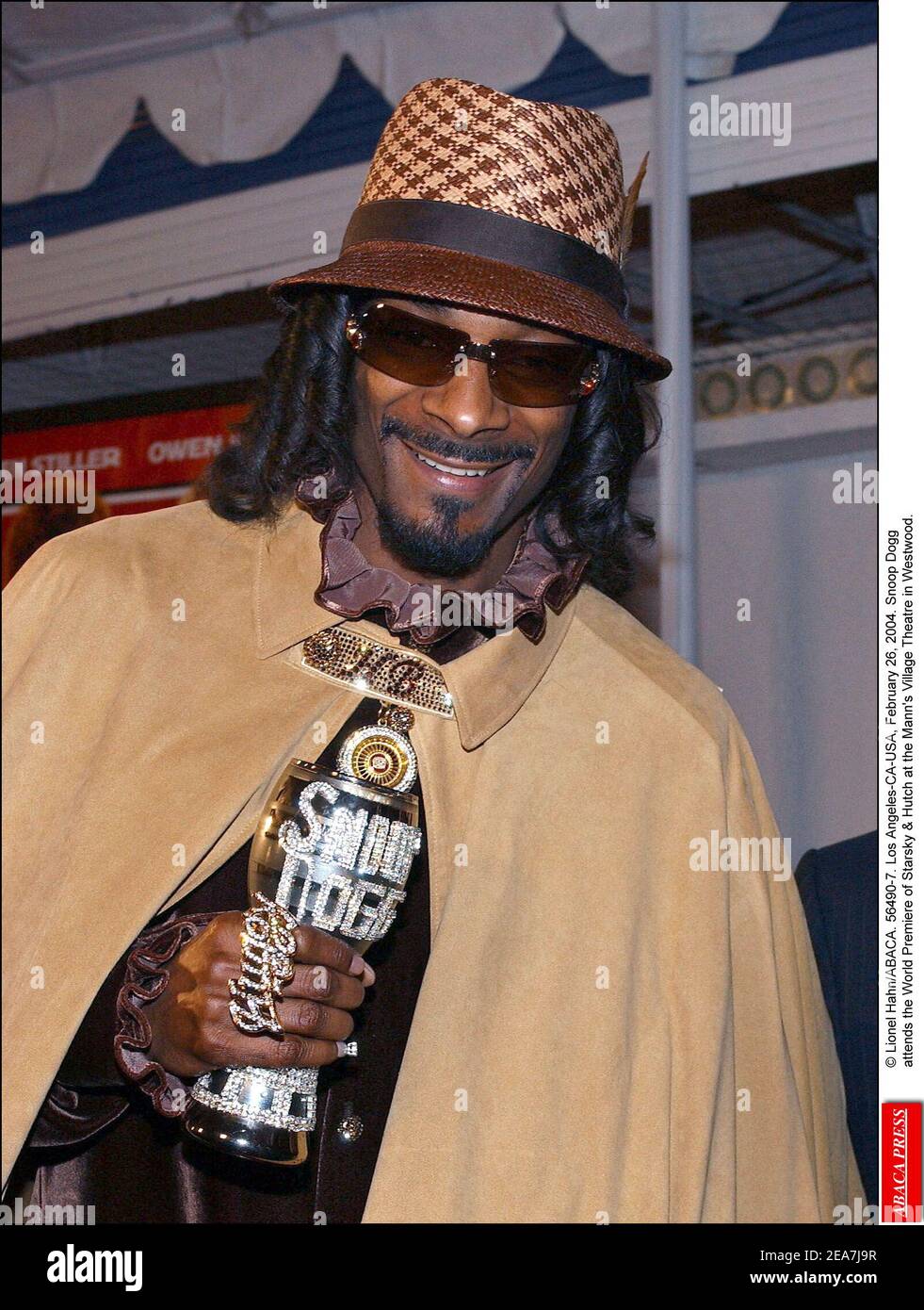 © Lionel Hahn/ABACA. 56490-7. Los Angeles-CA-USA, 26. Februar 2004. Snoop Dogg besucht die Weltpremiere von Starsky & Hutch im Mann's Village Theater in Westwood. Stockfoto