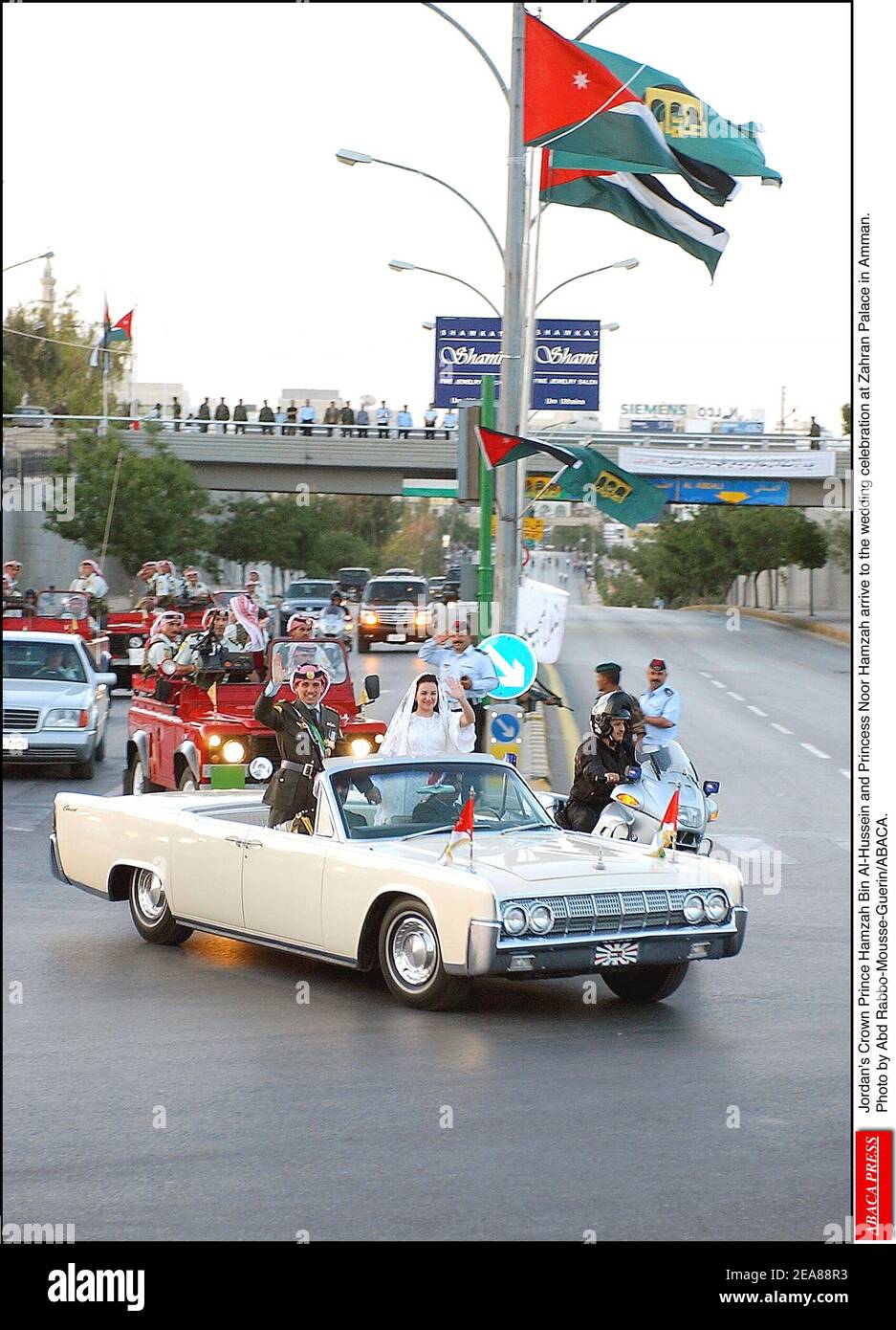 Jordaniens Kronprinz Hamzah bin Al-Hussein und Prinzessin Noor Hamzah kommen zur Hochzeitsfeier im Zahran Palast in Amman. Foto von Abd Rabbo-Mousse-Guerin/ABACA. Stockfoto