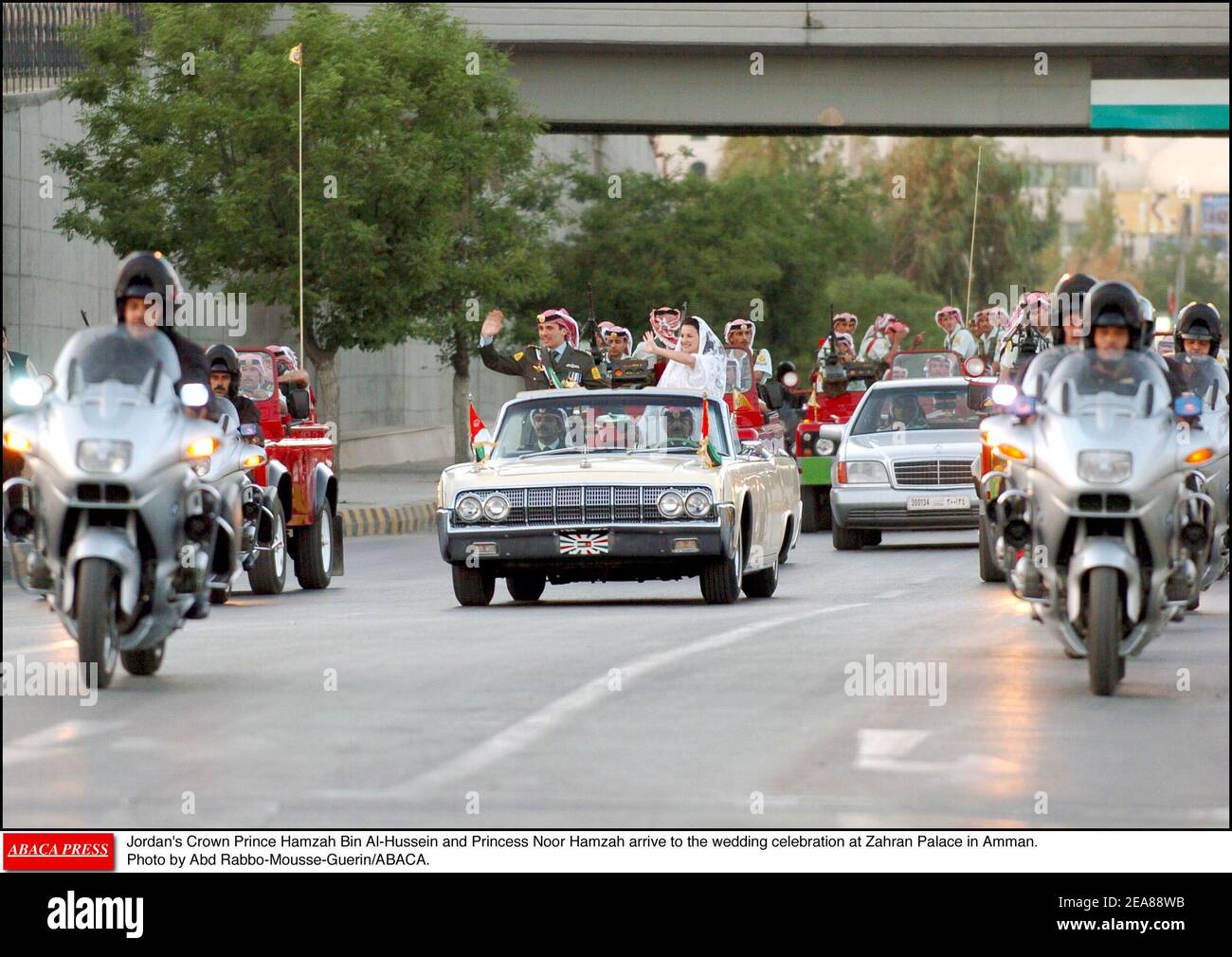 Jordaniens Kronprinz Hamzah bin Al-Hussein und Prinzessin Noor Hamzah kommen zur Hochzeitsfeier im Zahran Palast in Amman. Foto von Abd Rabbo-Mousse-Guerin/ABACA. Stockfoto