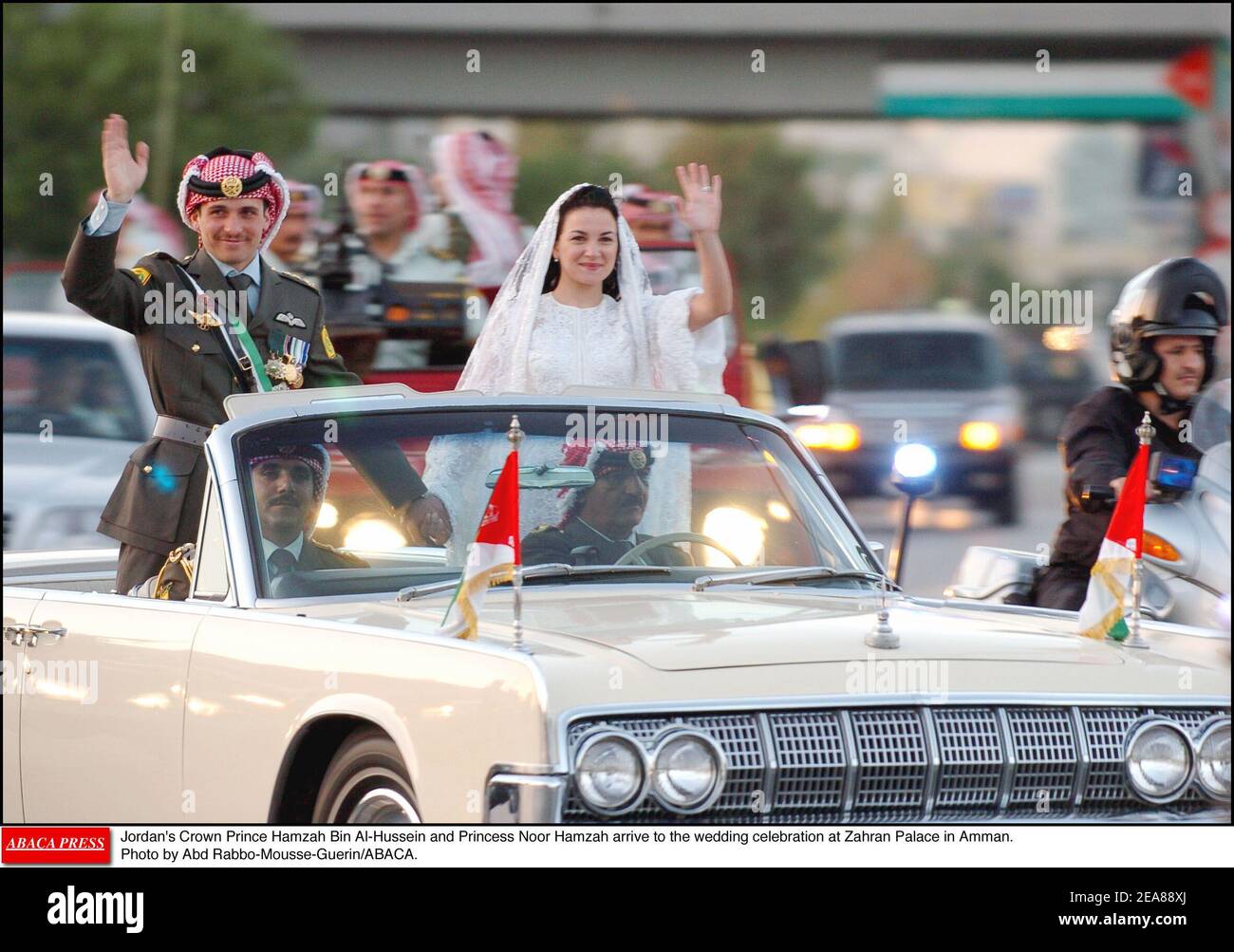 Jordaniens Kronprinz Hamzah bin Al-Hussein und Prinzessin Noor Hamzah kommen zur Hochzeitsfeier im Zahran Palast in Amman. Foto von Abd Rabbo-Mousse-Guerin/ABACA. Stockfoto
