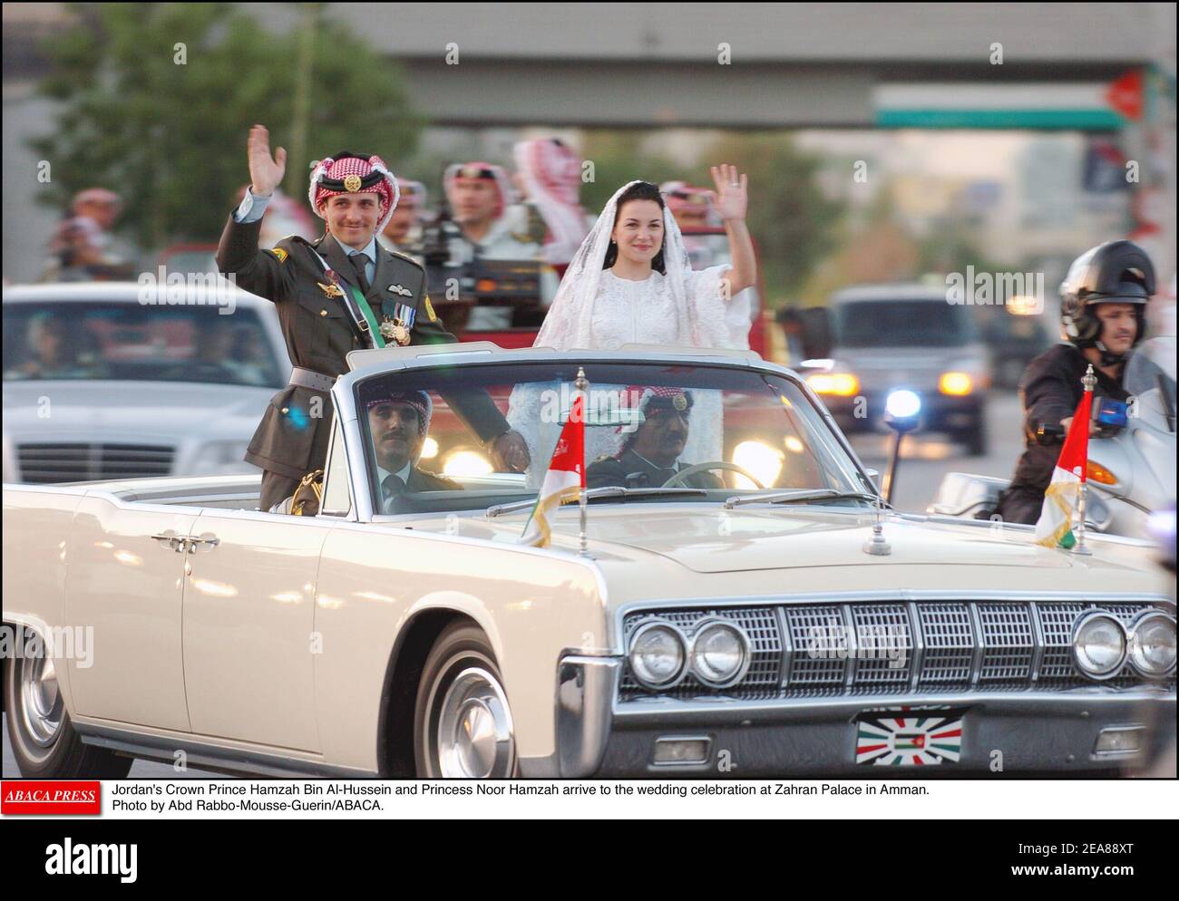 Jordaniens Kronprinz Hamzah bin Al-Hussein und Prinzessin Noor Hamzah kommen zur Hochzeitsfeier im Zahran Palast in Amman. Foto von Abd Rabbo-Mousse-Guerin/ABACA. Stockfoto