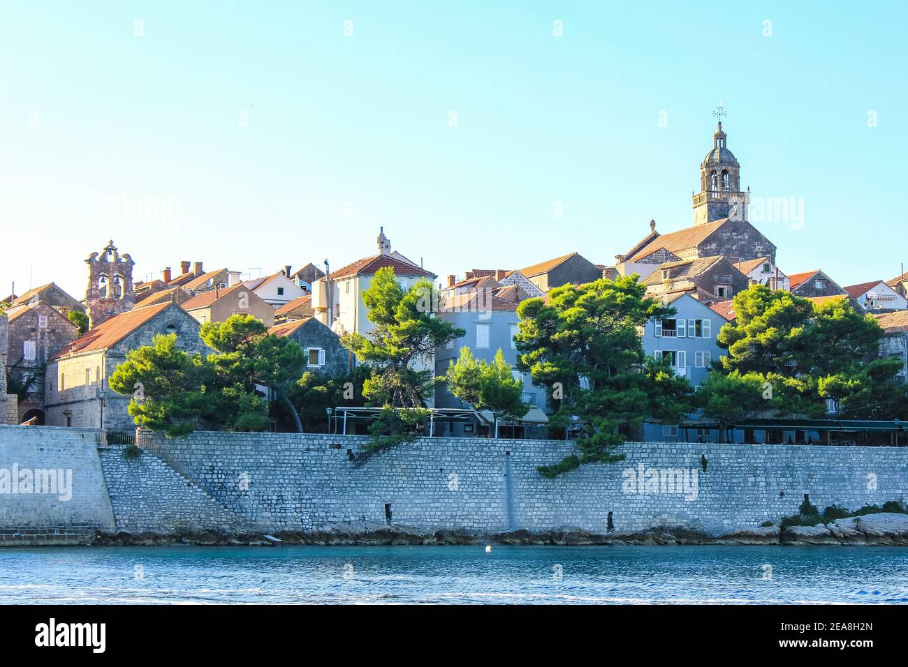 Blick auf die Insel Korcula, Kroatien an einem Sommertag Stockfoto