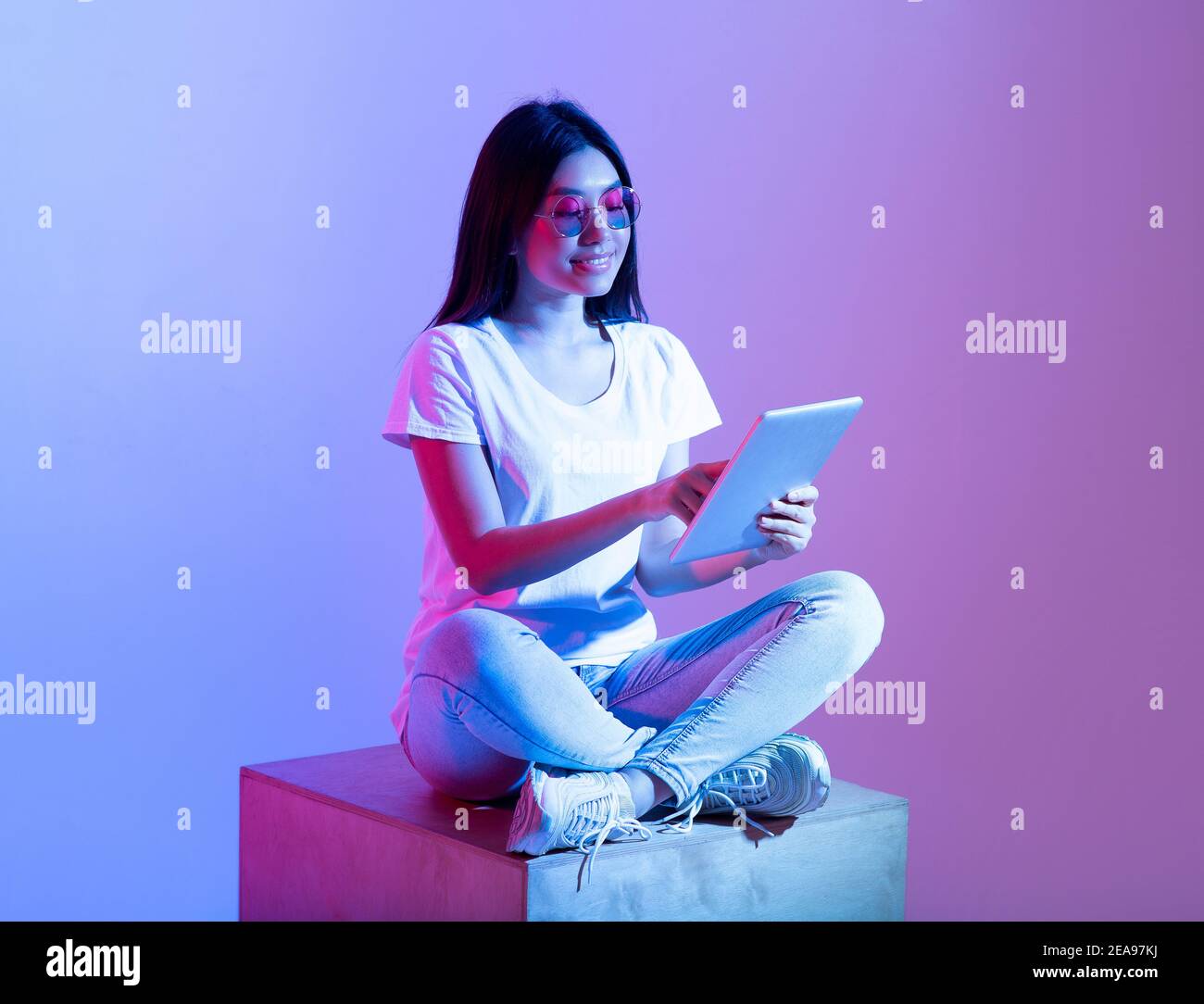 Remote-Arbeit und Studium online, Anwendung und soziale Netzwerke für Chat Stockfoto Remote-Arbeit und Studium online, Anwendung und soziale Netzwerke für Chat Stockfoto