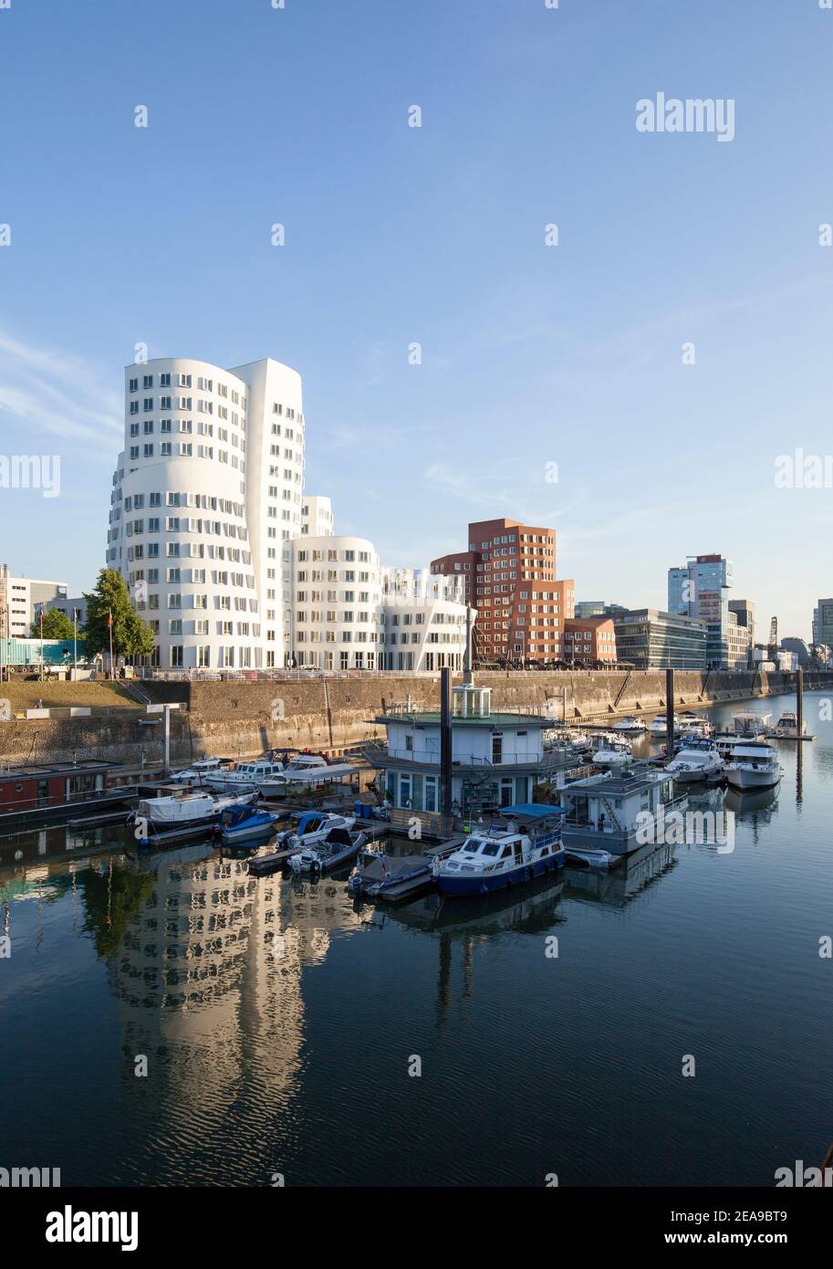 Marina, Rheinturm, Gehry-Gebäude, Düsseldorf Stockfoto