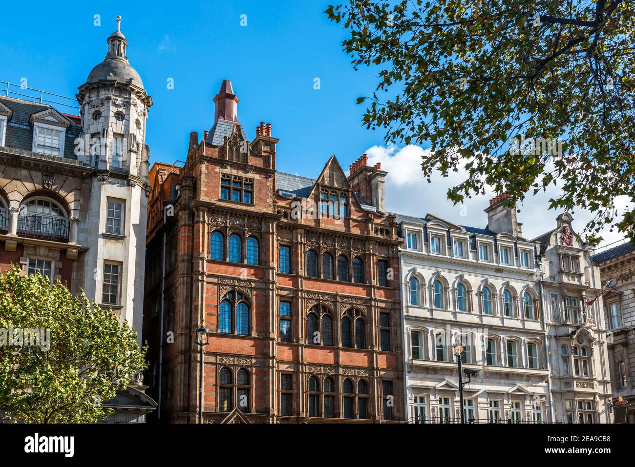 Wohngebäude im viktorianischen Stil in Whitehall in London, England, Großbritannien Stockfoto