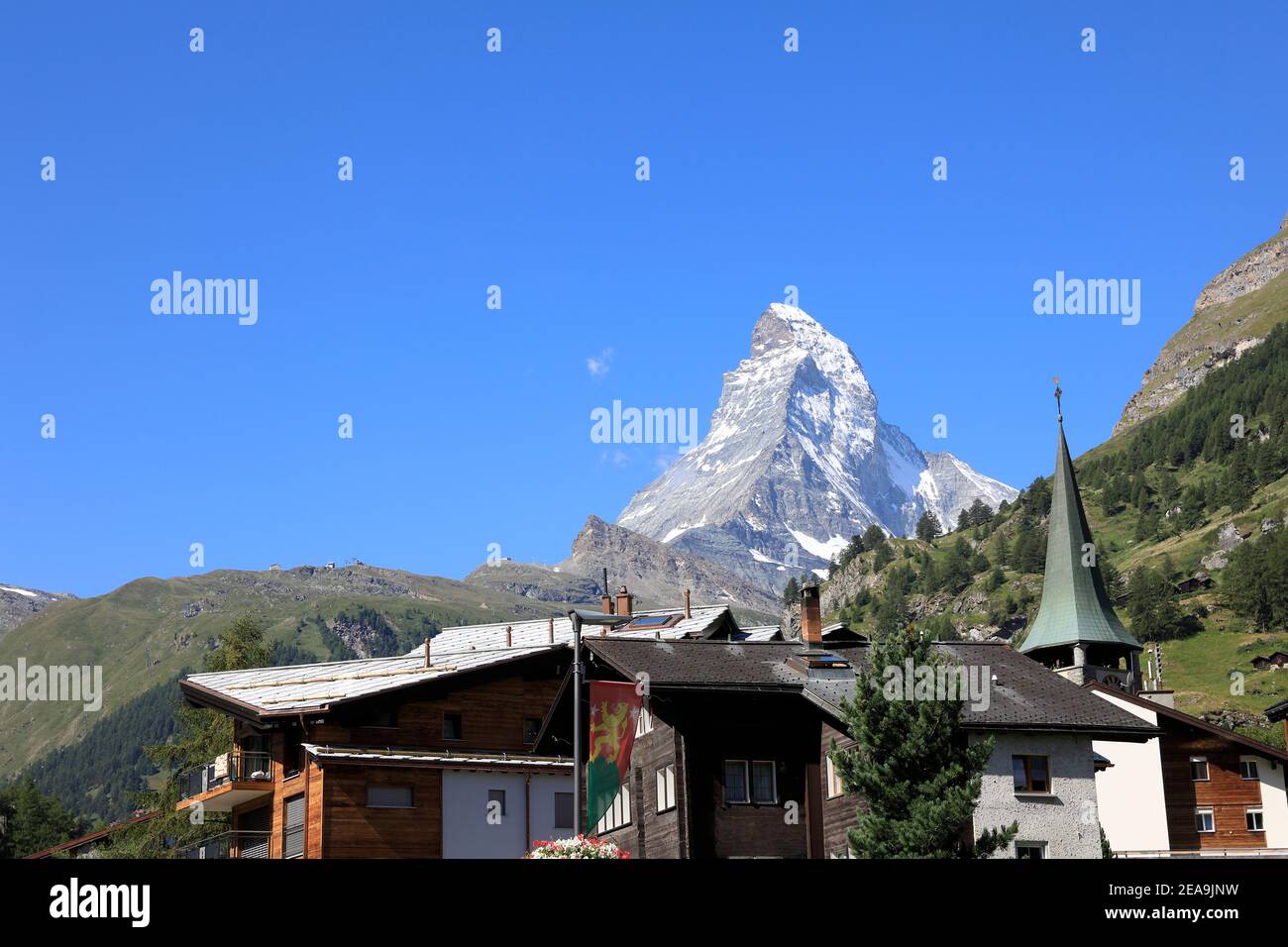 Zermatt Dorf und Matterhorn Berg in den schweizer alpen, Schweiz 2020 Stockfoto