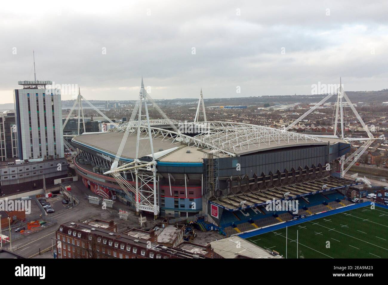 Eine Luftaufnahme des Fürstentum Stadions, ehemals Millennium Stadium, in Cardiff, Wales, Vereinigtes Königreich. Stockfoto