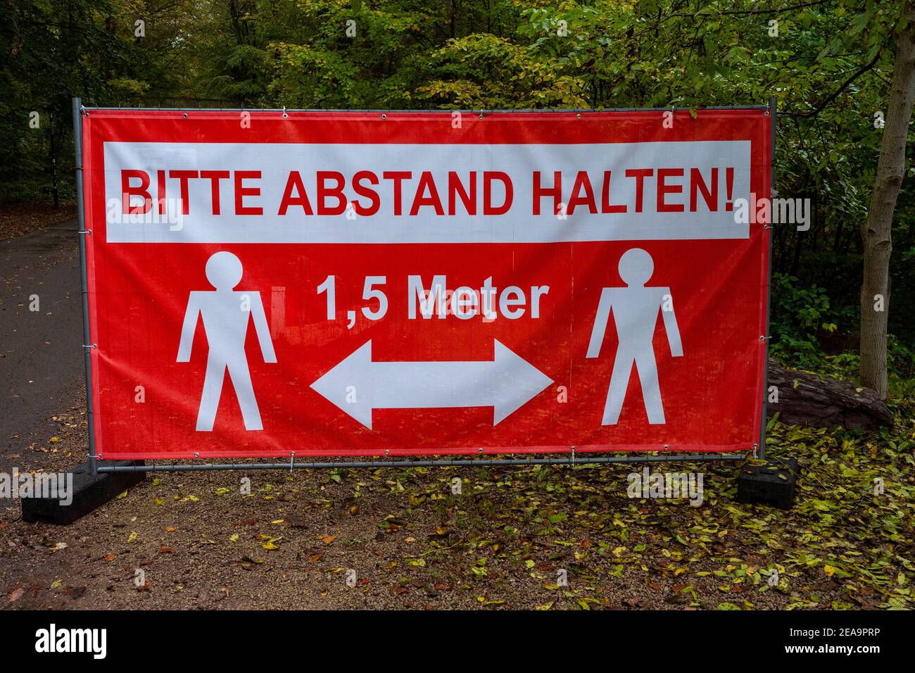 Banner bitte halten Sie Ihren Abstand Stockfoto