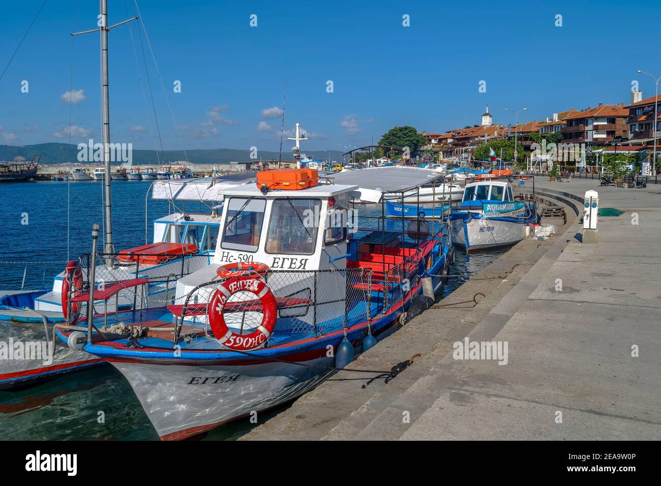 Fischerboote im Hafen von Nessebar Bulgarien. Stockfoto