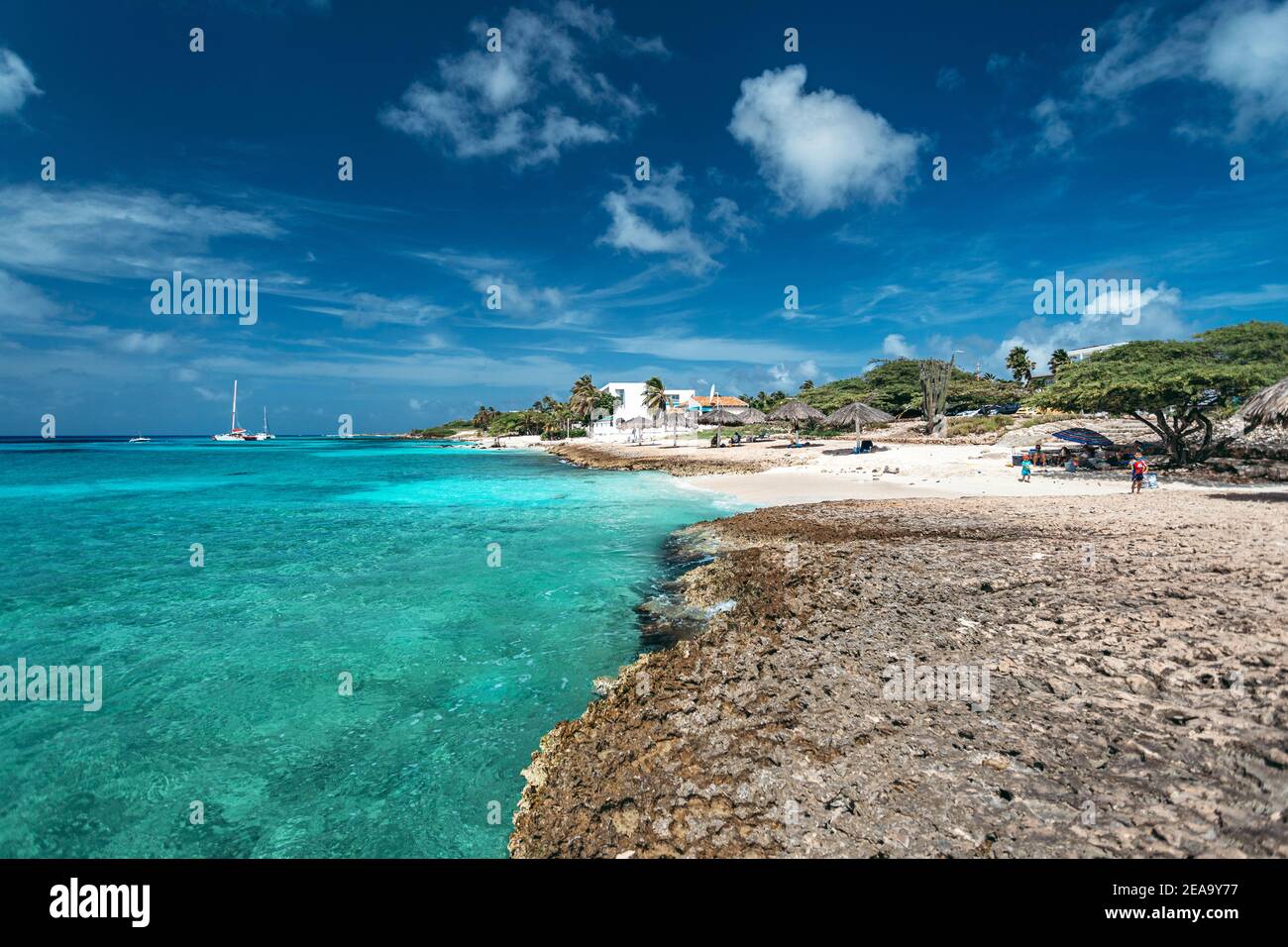 Wunderschöner Naturstrand auf Aruba Stockfoto