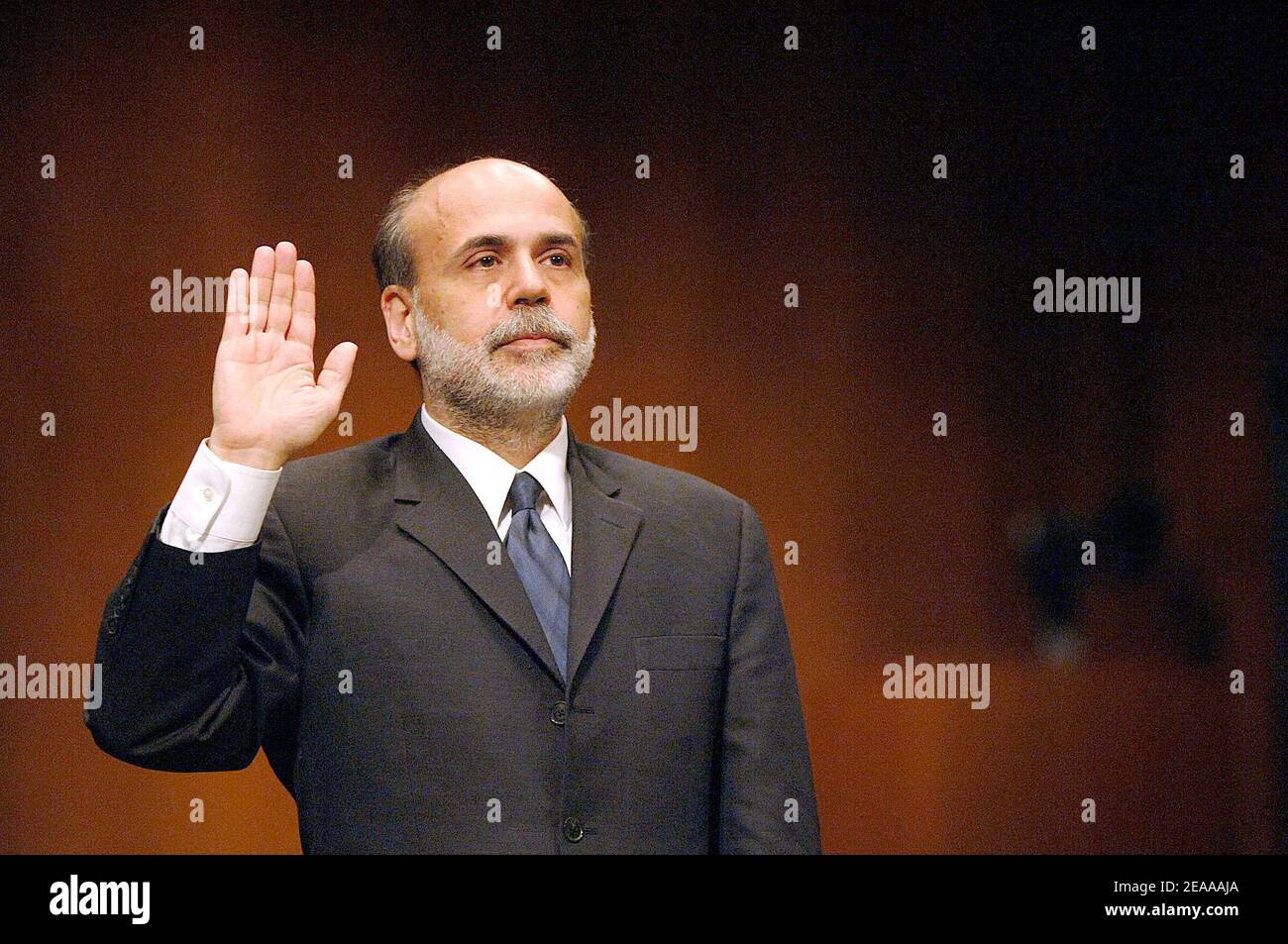 Anhörung über die Ernennung von Ben Bernanke zum Vorsitzenden des Gouverneursrates des Federal Reserve System auf Capitol Hill, Washington, 15. November 2005. Foto von Olivier Douliery/ABACAPRESS.COM Stockfoto