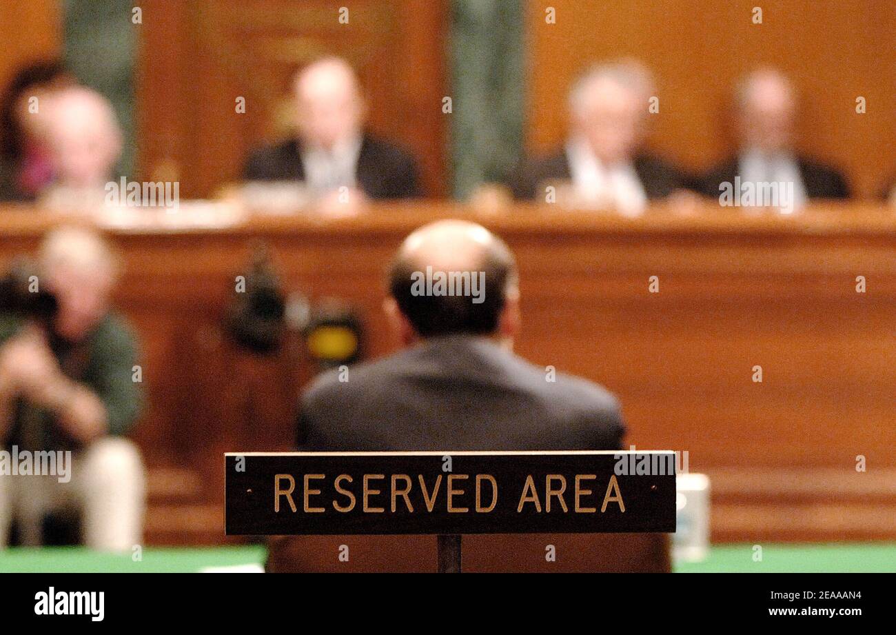 Anhörung über die Ernennung von Ben Bernanke zum Vorsitzenden des Gouverneursrates des Federal Reserve System auf Capitol Hill, Washington, 15. November 2005. Foto von Olivier Douliery/ABACAPRESS.COM Stockfoto