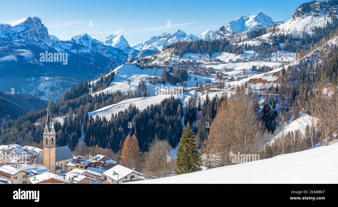 Selva di Cadore snowy. Europe, Italy, Belluno province, Veneto, Selva di Cadore Stockfoto