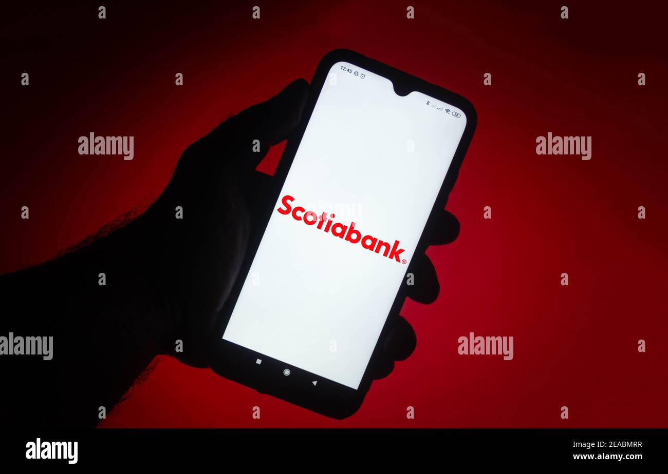 Brasilien. Februar 2021, 08th. In dieser Abbildung sehen Sie das Scotiabank-Logo auf einem Smartphone-Bildschirm. Kredit: SOPA Images Limited/Alamy Live Nachrichten Stockfoto