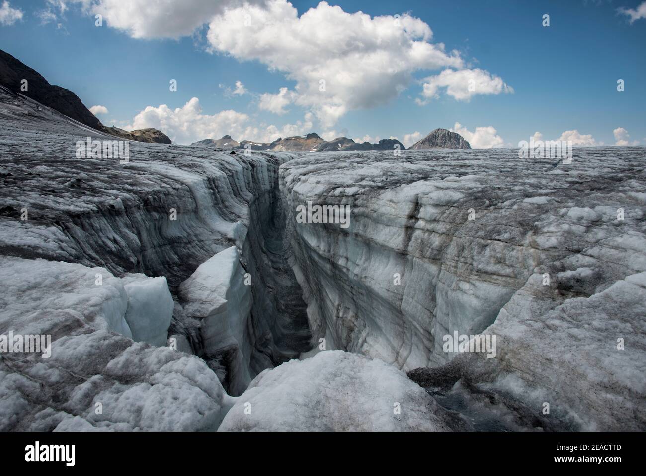 Gletscherspalte an der Plaine Morte, Schweiz Stockfoto